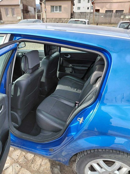 Renault  Megane, 2004,1,6 -16v