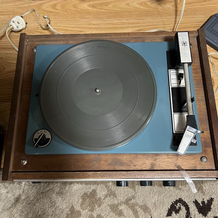 Проигрыватель Россия - 323