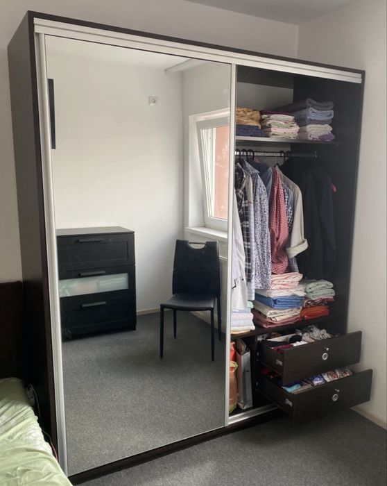 dulap / dressing usi glisante