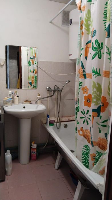 Продается трехкомнатная квартира