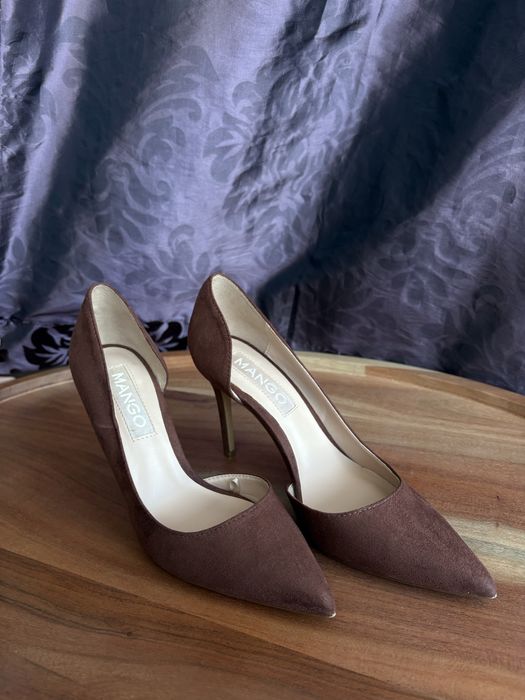 Елегантни токчета MANGO