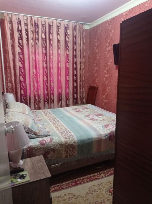 Продается 3 х ком квартира в 9 мкр, 2 эт