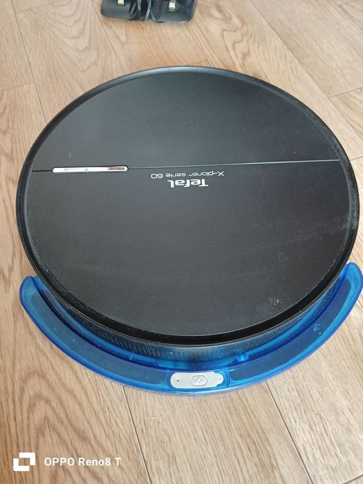 Продам робот - пылесос