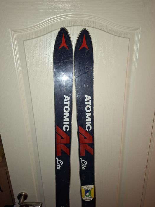 Ски и обувки за ски ,Atomic 180