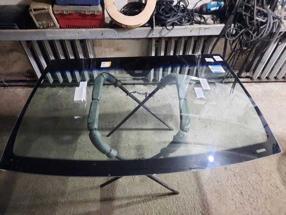 Лобовое стекло ML,GL 164