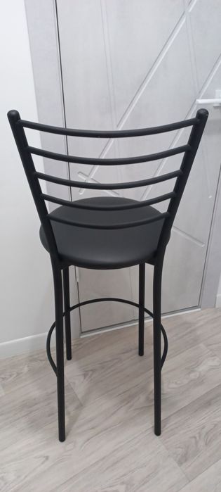 Барный стул. Новый