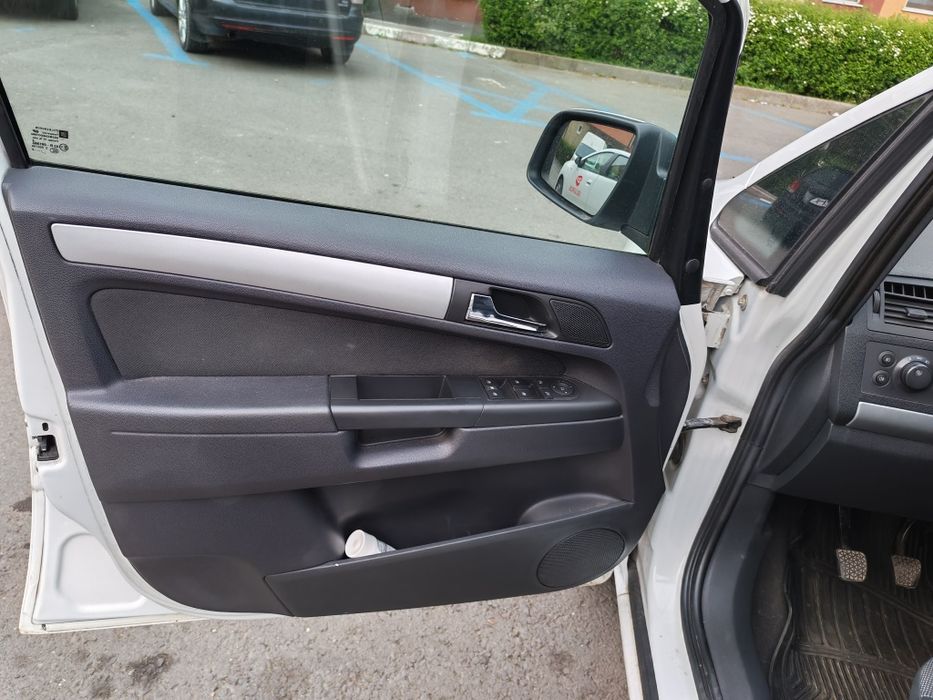 OPEL Zafira 2012 — imagine 5