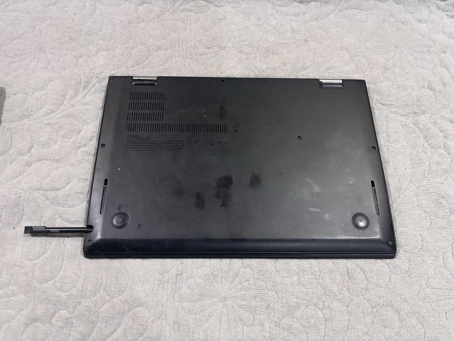 Lenovo Thinkpad Yoga X1. Экран 2к Oled. + стилус
