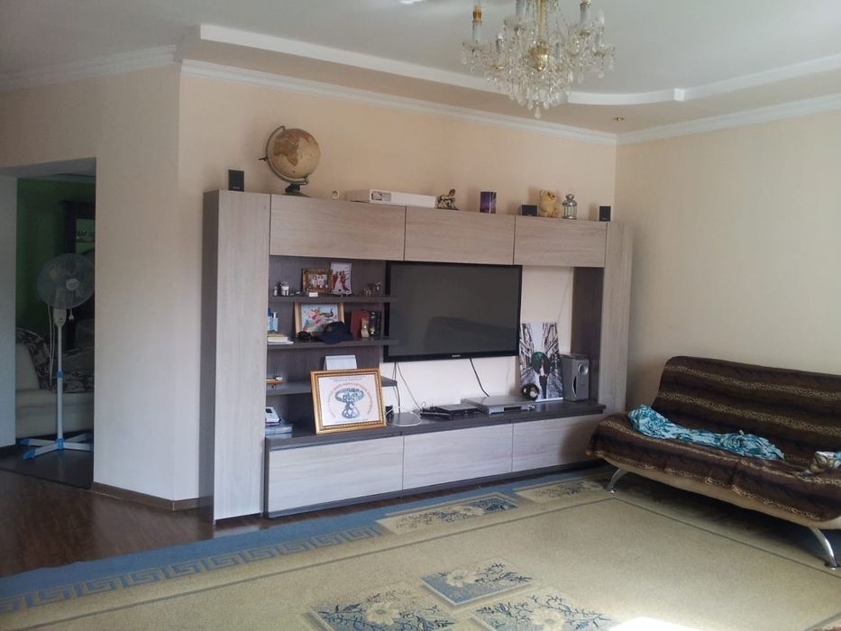 Продам 2-х этажный дом