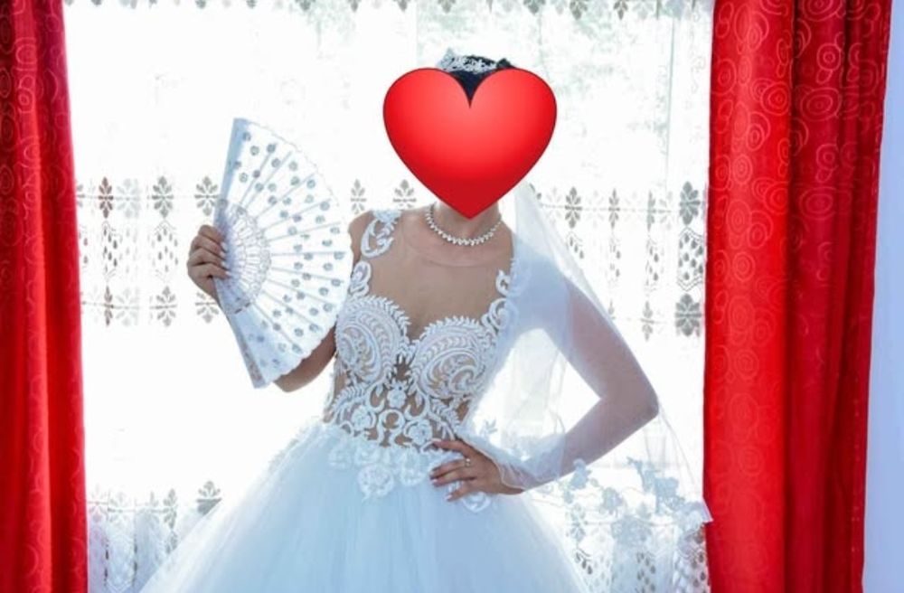 Vând rochie de miriasa