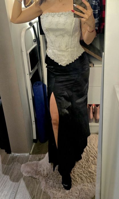 Официална рокля за