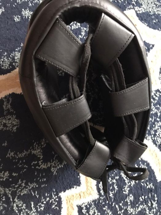 Шлем для единоборств