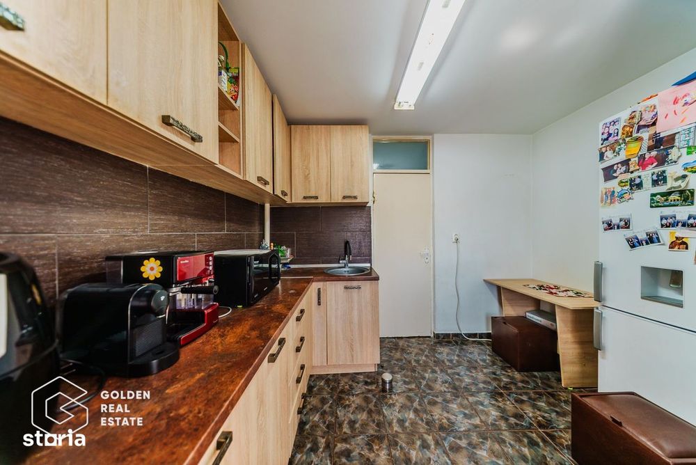 Apartament 3 camere, decomandat, Confectii, comision 0%