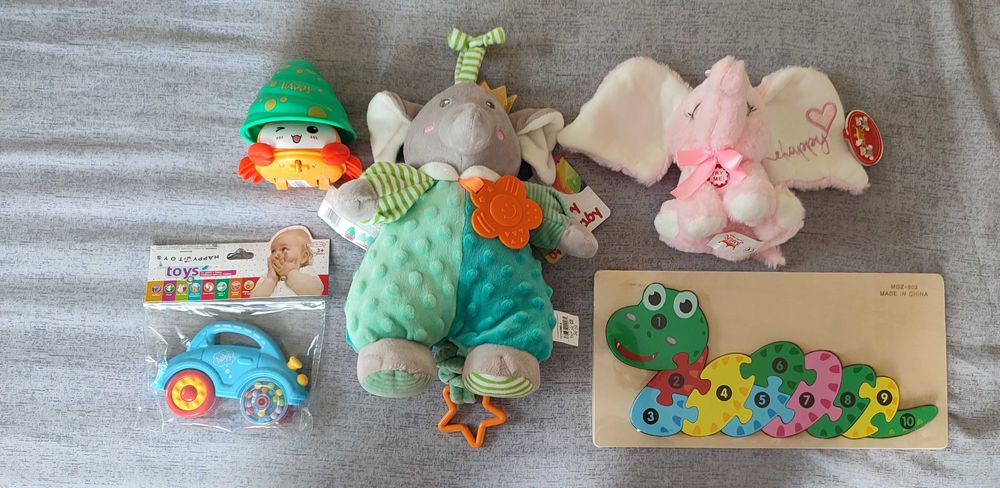 Различни бебешки и детски играчки