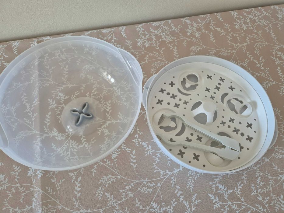 Стерилизатор NUK+ Подарък