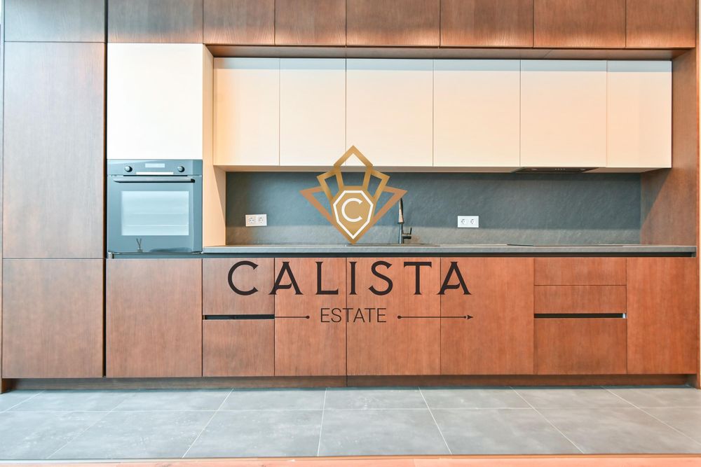 Дава се под наем Тристаен апартамент в София, Малинова долина - 120 кв.м за 996.03 € - Снимка #2