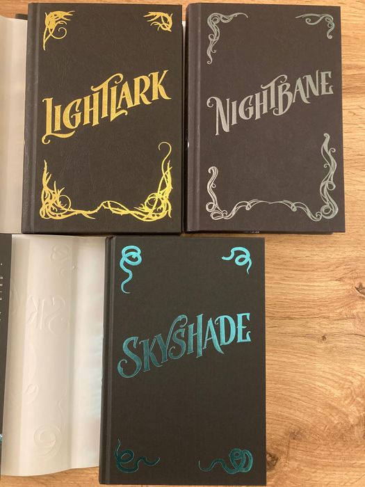 Фентъзи книги на английски