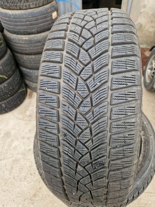 215 55 17  M+S Goodyear 2021