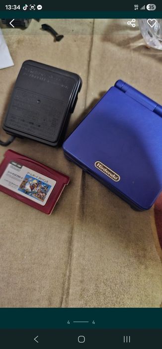 Nintendo Gameboy Advance SP retro functional