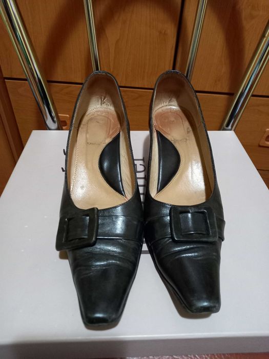 Pantofi negri piele cu toc mic