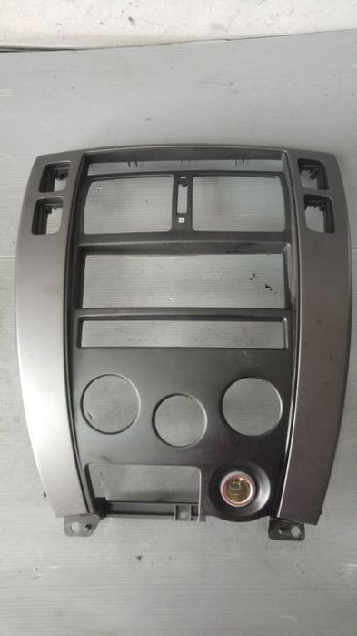 rama consola centrala hyundai tucson 2004-2010 u026313800