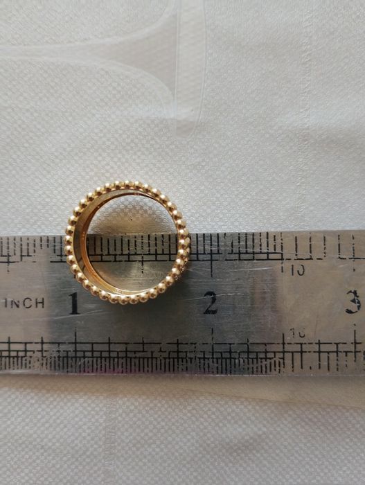 Продам золото хорошо состояние г2.3