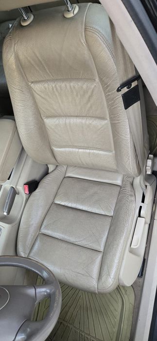 Vând Audi A4-B6 2005