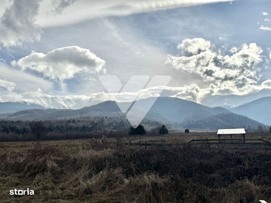 Teren intravilan 900 mp cu panorama spre munti Valea Avrigului Sibiu