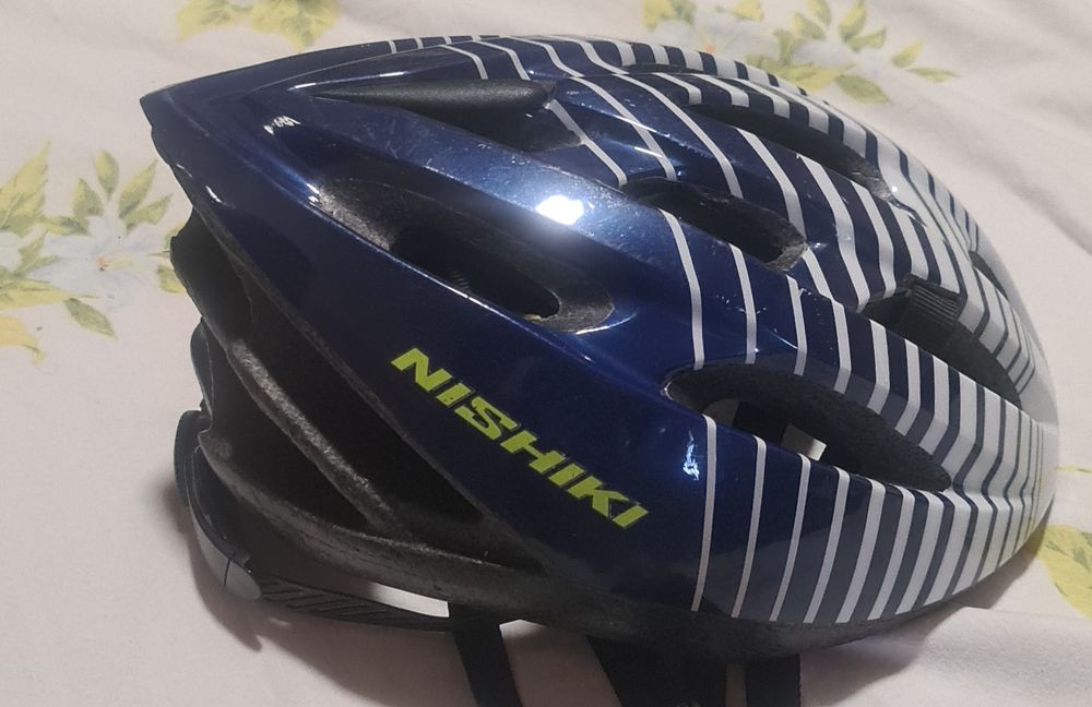 Шлем велосипедный защитный