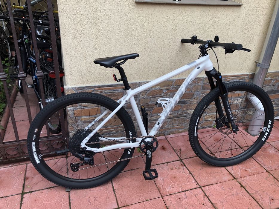Bicicleta white 27,5 hidraulica