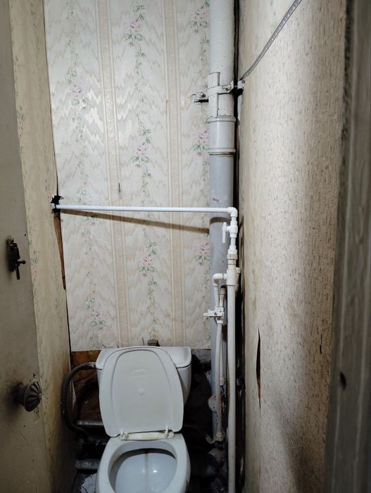 2 х комнатную квартиру. Улица БАБУРА Яккасарайский район. 9/9 . 58 м2