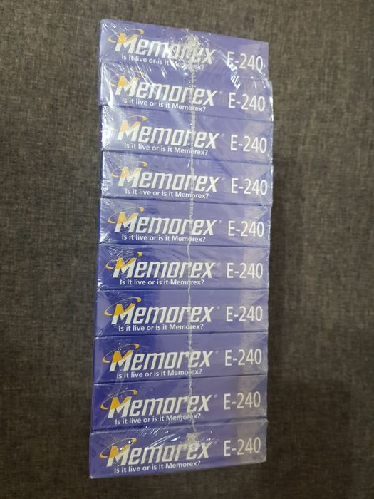 Casete video Memorex 240min.
