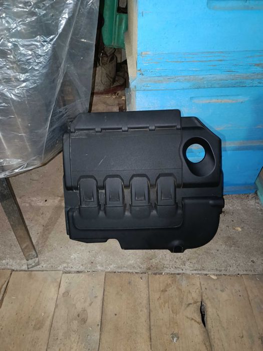 Изолираща кора на двигателя