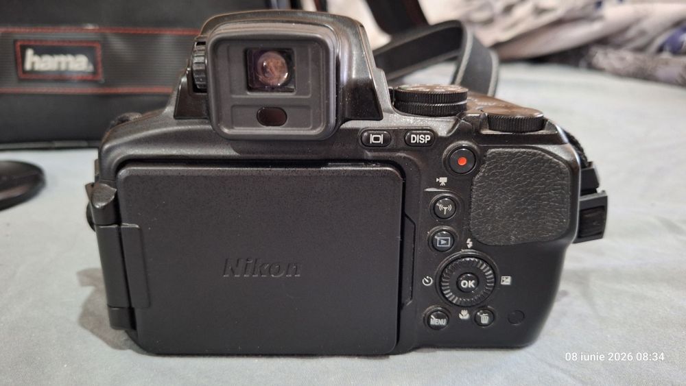 Aparat foto Nikon P900