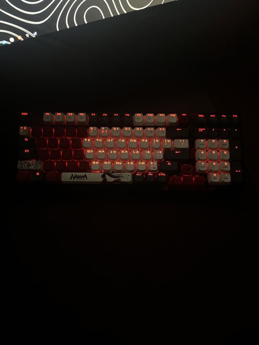 Клаивитура Bloody s98 в коллаборации с игрой Naraka 96%