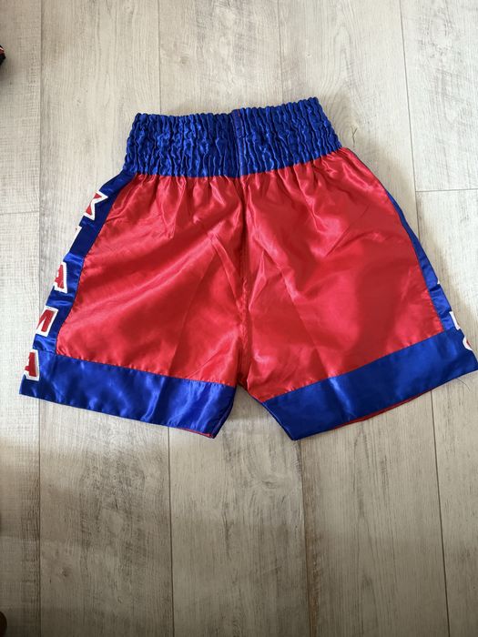 Шорты для кикбоксинга и единоборства