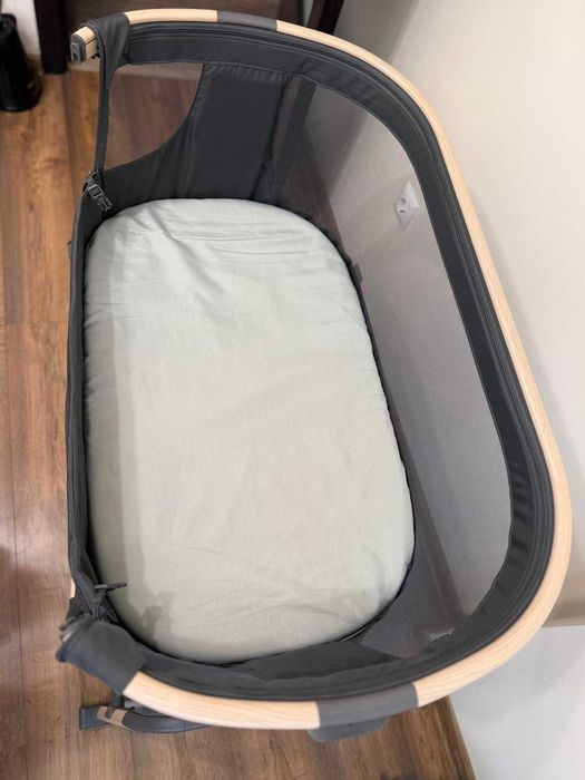 Maxi Cosi Lora Air Next To Me кошара