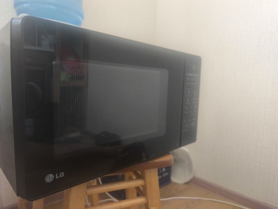 Микроволновая печь lg