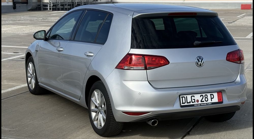 VW Golf Lounge Motor 1.6 TDI 110 CP