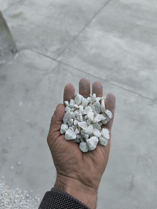 Ландшафт дизайни учун декоратив тошлар