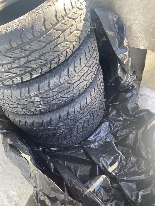 Продам комплект летней резины для внедорожника