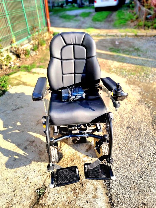 Căruț , scaun rulant electric Forest 3