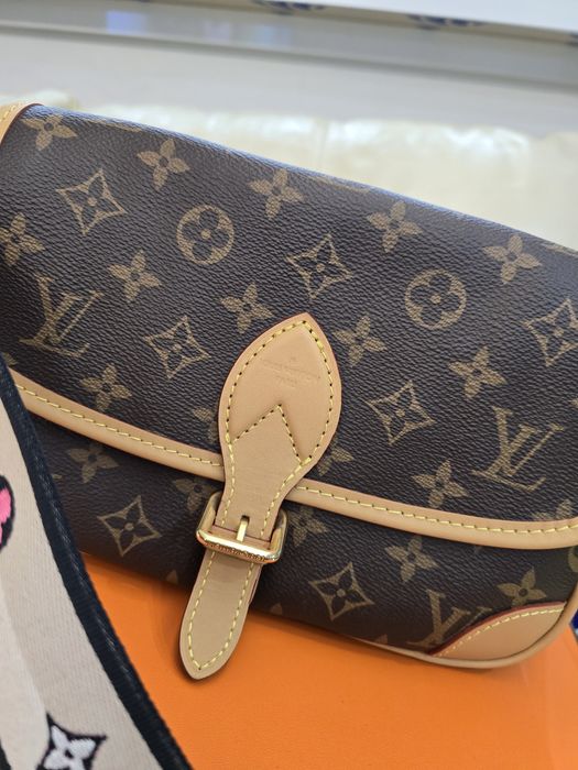 Louis Vuitton Diane MM, ACTE,original,LV Bucuresti