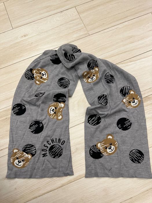 Fular MOSCHINO superb cu 50% lana