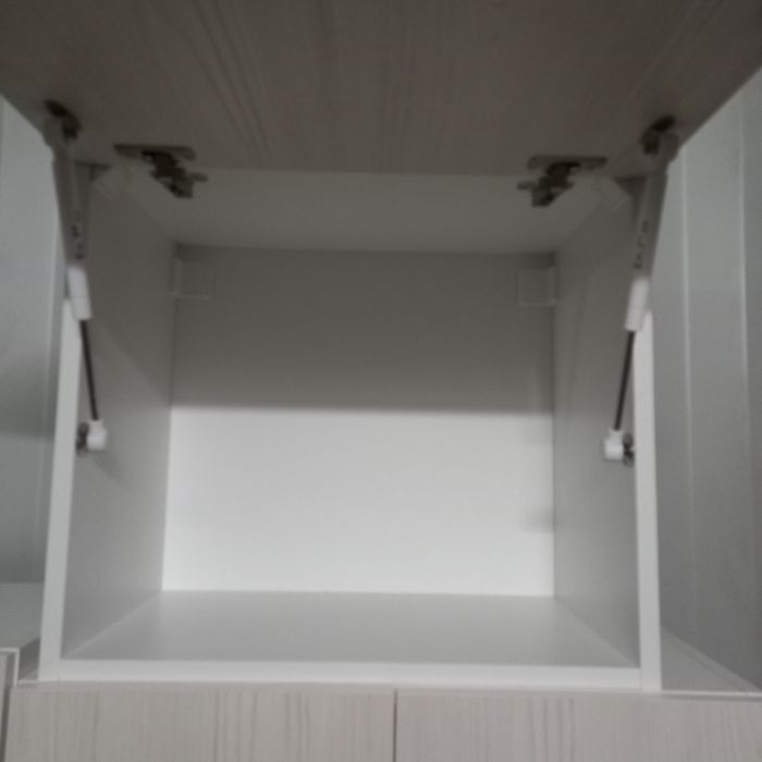 Продаётся кухонный гарнитур новый