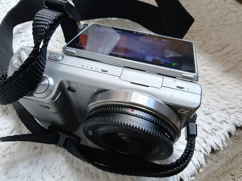 Безогледален Sony NEX 5 + ръчен 7artisans 18mm/f6.3