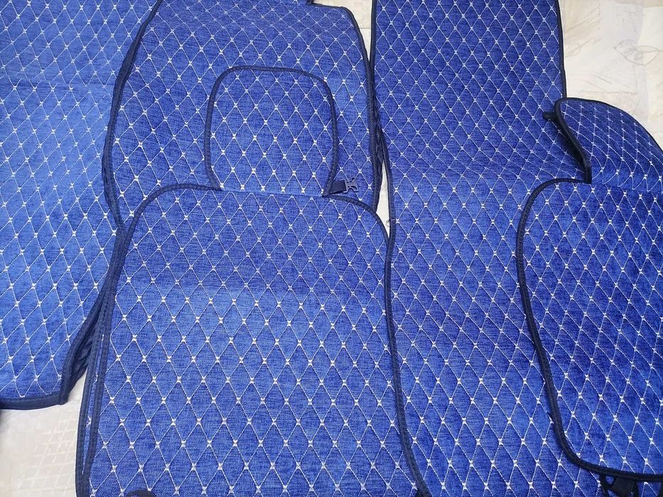 Срочно продам чехлы на машину