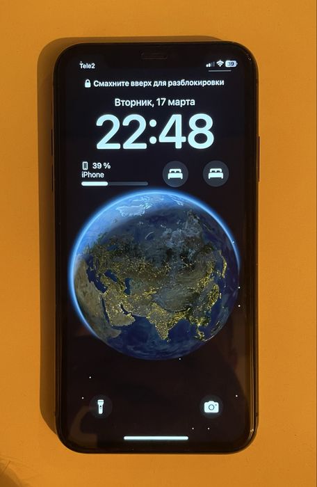 Продам Айфон 11 черного цвета