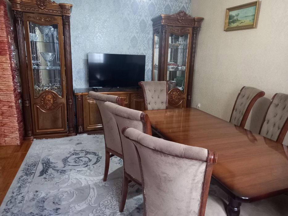 Yakkasaroy tuman Яккасарой туманида 3 хоналик квартира сотилади срочна