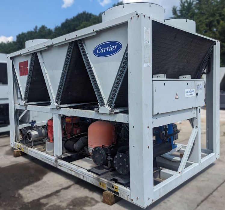 Чиллер CARRIER 30RQ 302 (275 кВт)